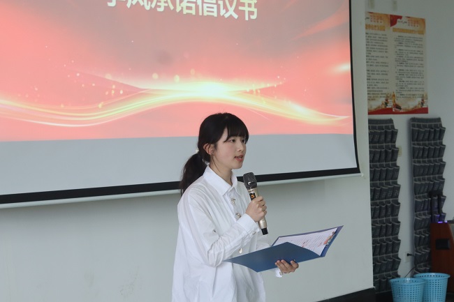 a4b526f1057fde2fbbdc9283a4211ee.jpg